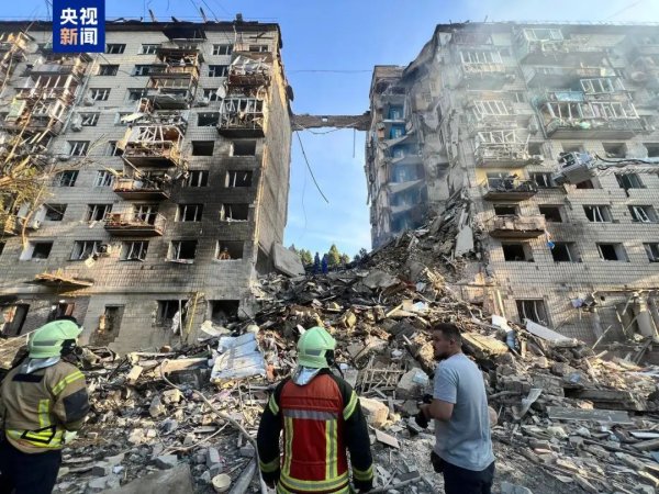 配資一流證券配資門戶 俄羅斯發動大規模襲擊！澤連斯基：堪稱對基輔“最為可怕的襲擊之一”